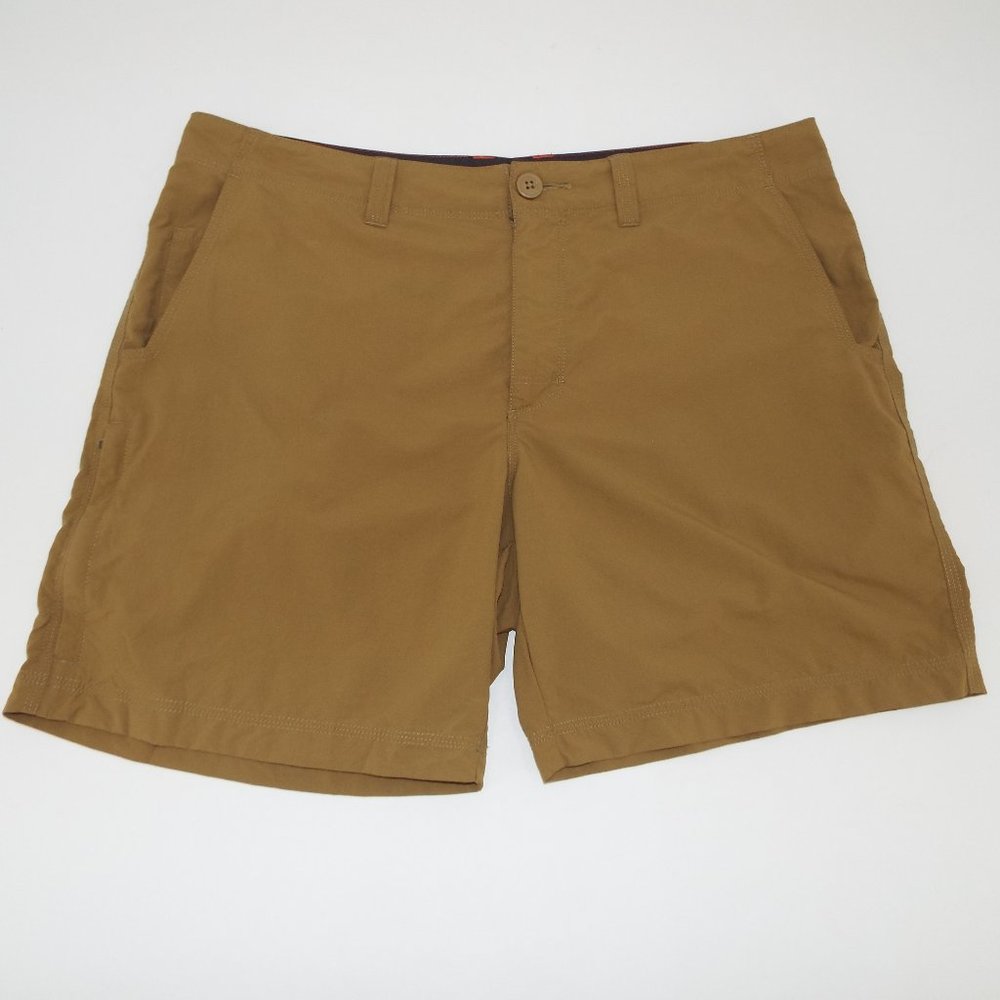Mountain Hardwear Shorts